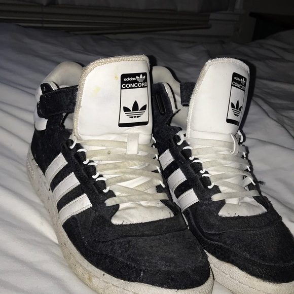 Adidas - Picture 3 of 3